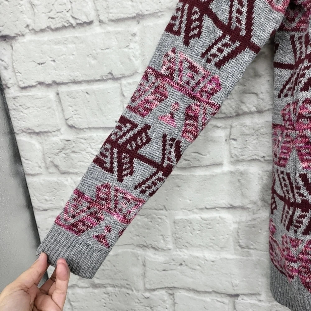 American Eagle Aztec Hooded Pullover Sweater Size Small FLAWED - Picture 3 of 16